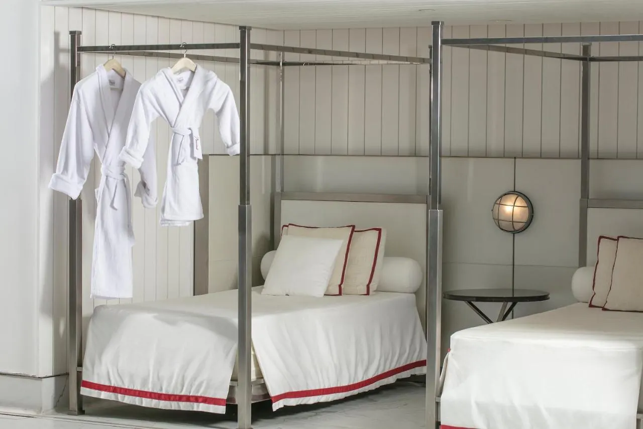 Baccarat Hotel And Residences New York 5*,  United States