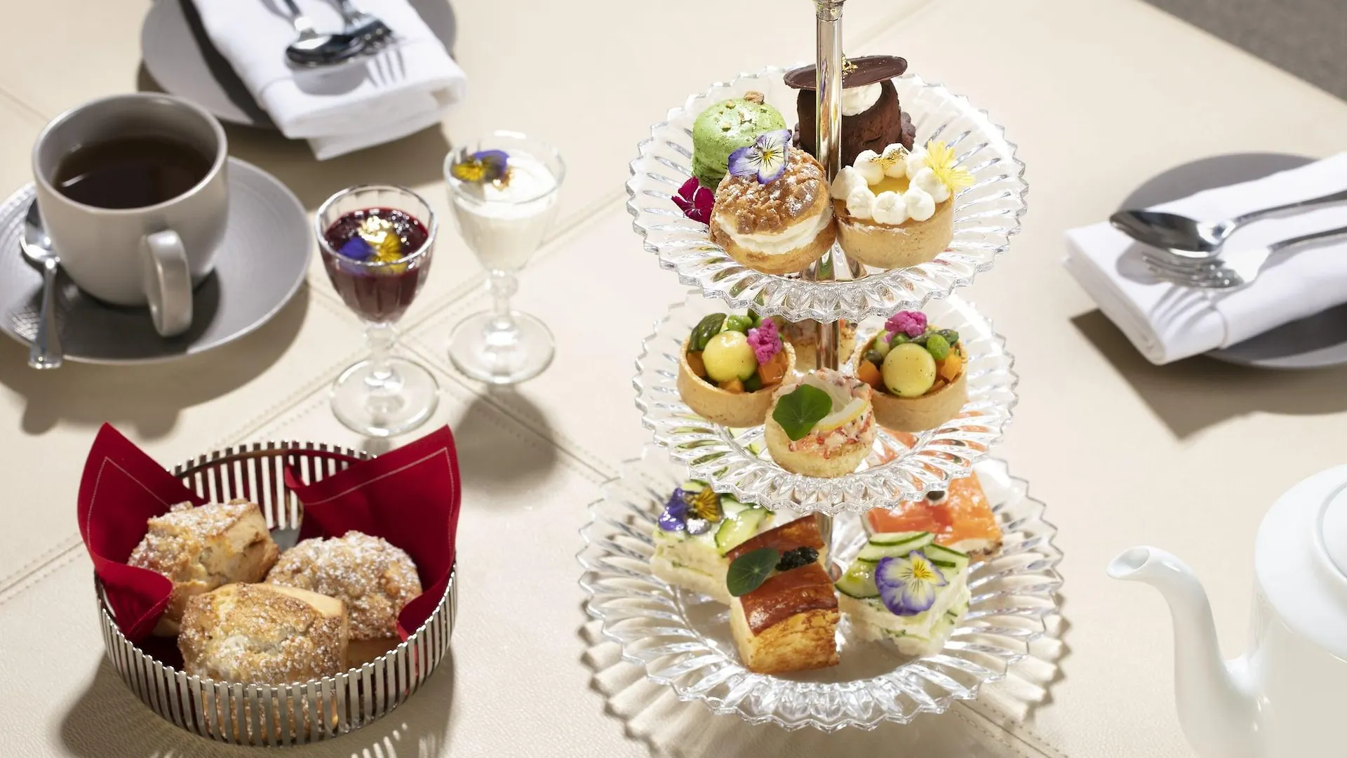 *****  Baccarat Hotel And Residences New York United States