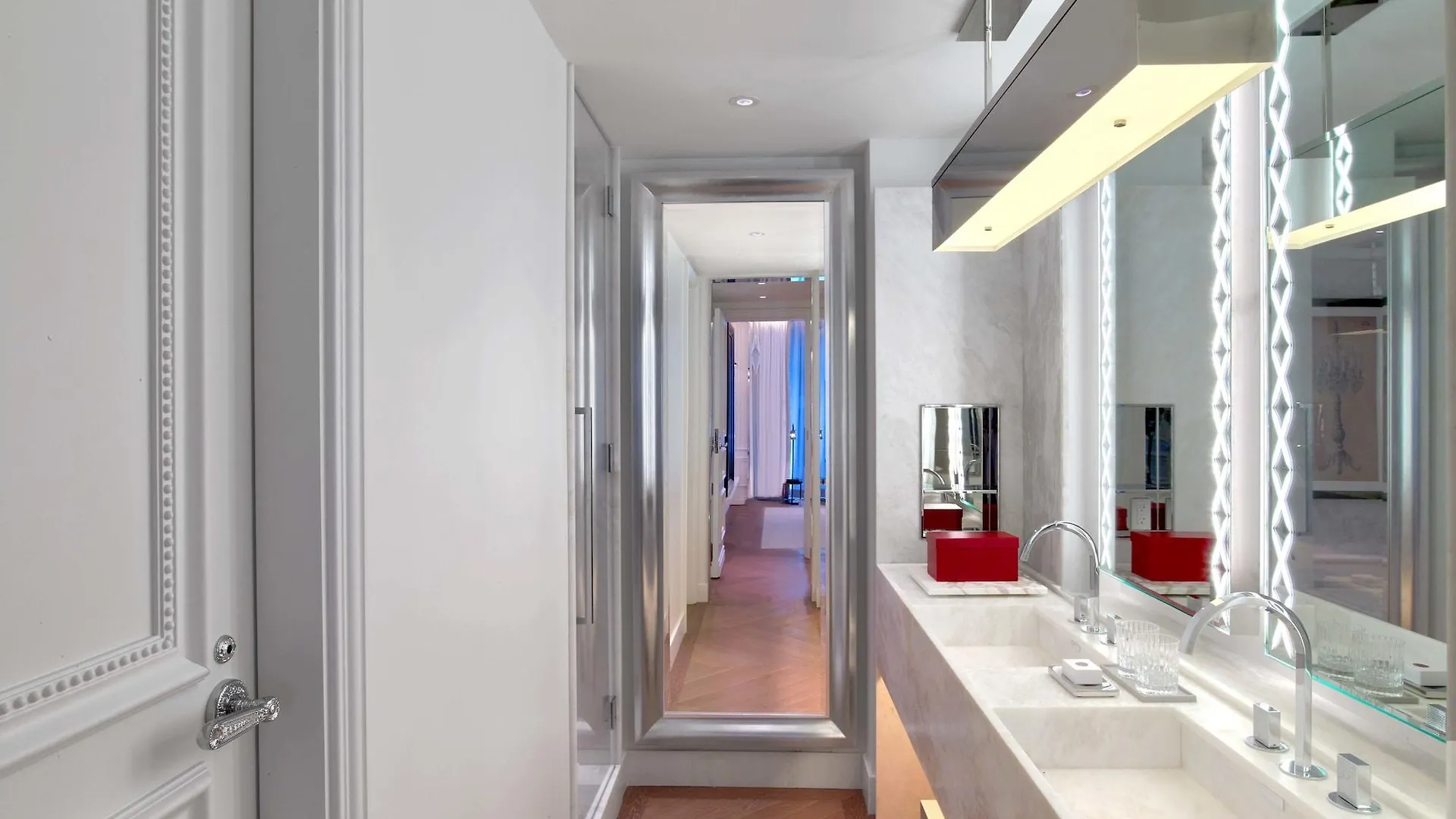 Baccarat Hotel And Residences New York