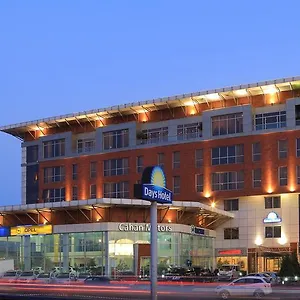 https://days-hotel-baku.aboutbakuhotels.com