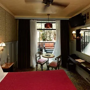 2* Otel The Jane